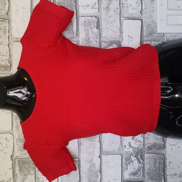 Nike crop seamless dri fit top sz m/l